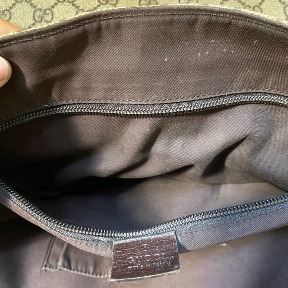 Gucci Messenger Bag - Picture 11 of 17